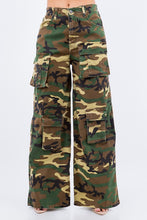 Load image into Gallery viewer, Utility Cargo Pants in Camo