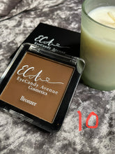 Load image into Gallery viewer, Bronzer/ Pressed Powder Foundation