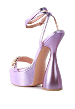 Load image into Gallery viewer, BIG BASH METALLIC HIGH PLATFORM CHUNKY SANDALS
